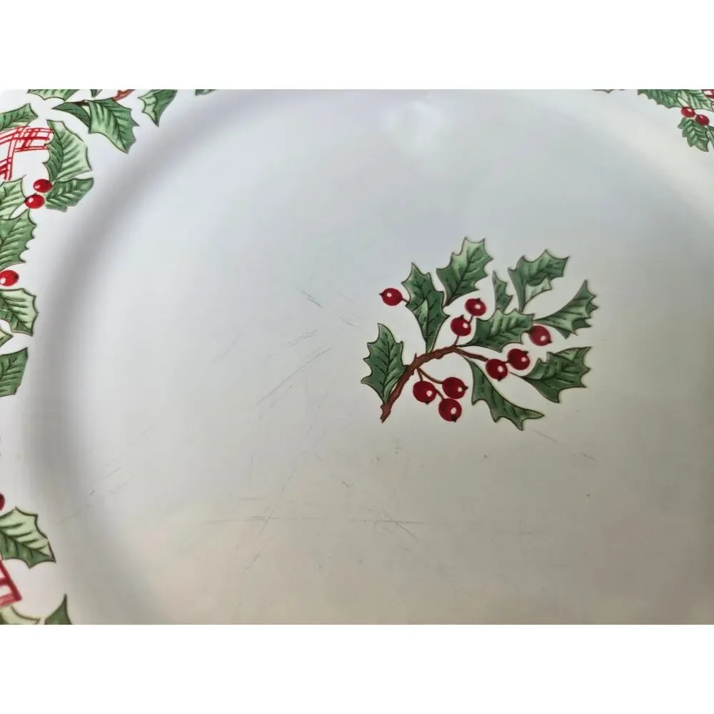 Set of 4 Dinner Plates Majesticware Christmas Holly Holiday Ribbon Mervyn's H-69